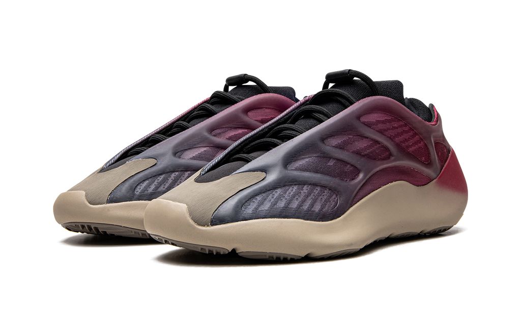 Adidas Yeezy 700 V3 Fade Carbon