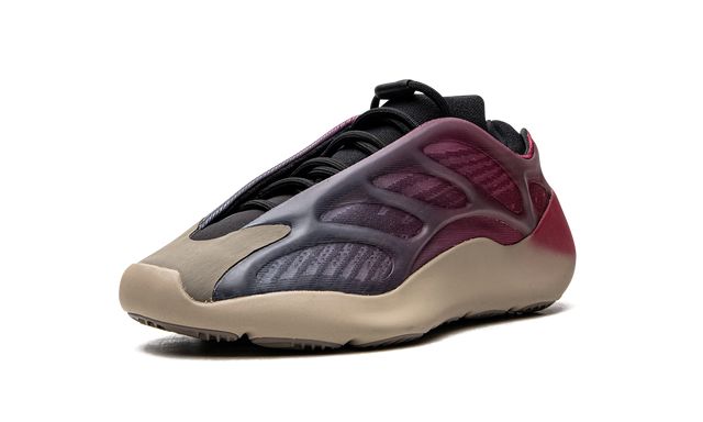 Adidas Yeezy 700 V3 Fade Carbon