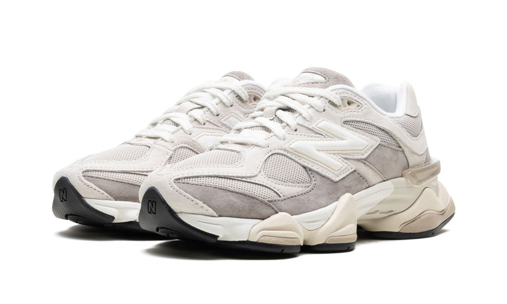 New Balance 9060 Oatmeal