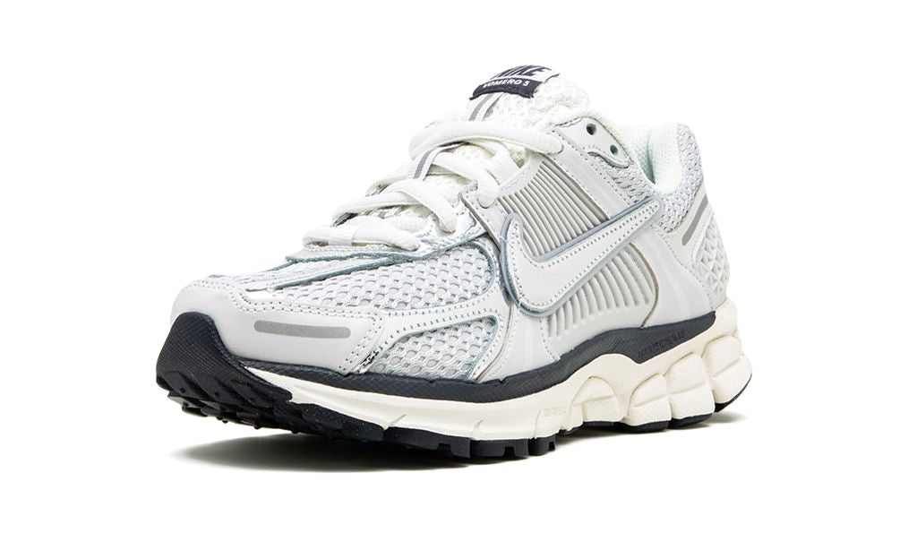 Nike Zoom Vomero 5 Photon Dust Metallic Silver