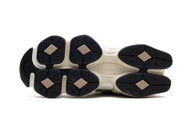 New Balance 9060 Oatmeal
